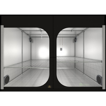 Dark Room 300, 297x297x217, R4.0