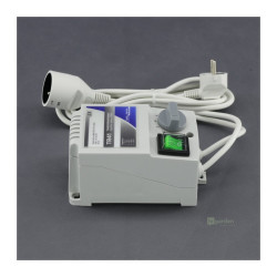 TR41 - regulátor napětí transformátorový 500W (na plochu)